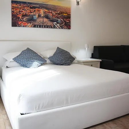 Bq House Colosseum Luxury Rooms-3